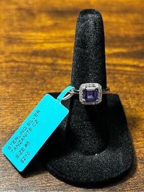 Sterling Silver Tanzanite CZ Halo Ring - Purple - Size 5